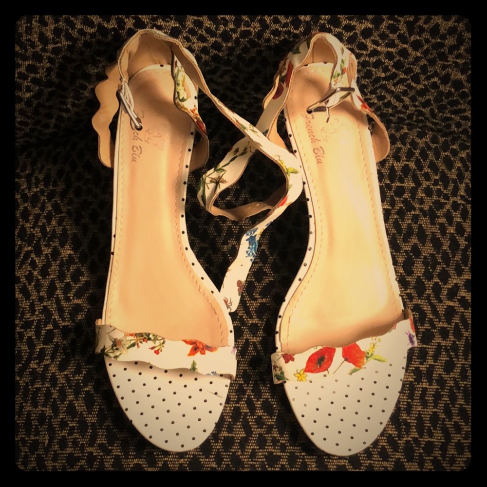 Women’s shoes